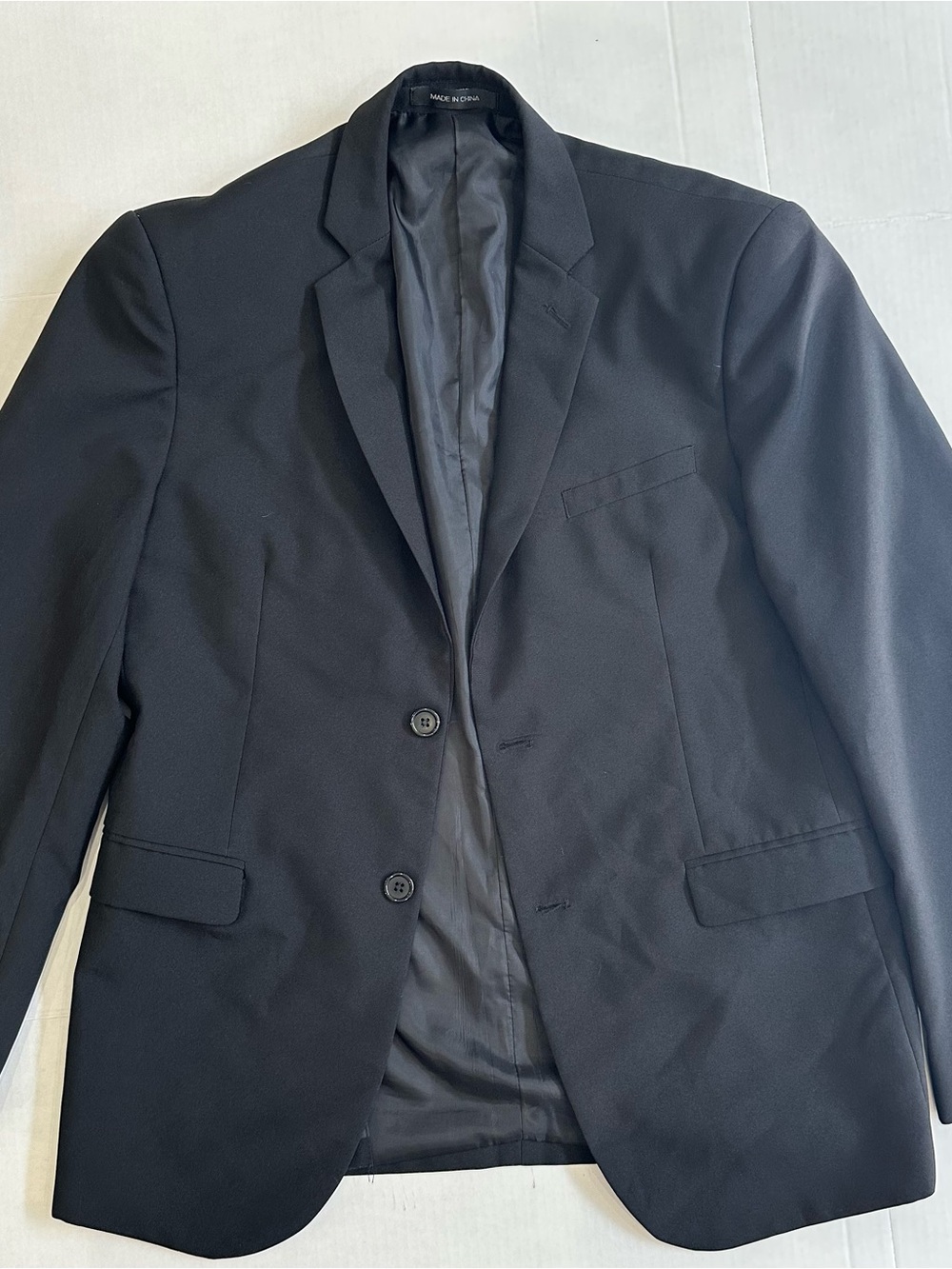 Men's Black Two-Button Suit Blazer
